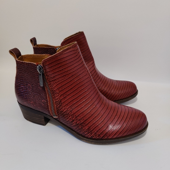 Lucky Brand Basel Rio Red Ankle Boot - Picture 1 of 9